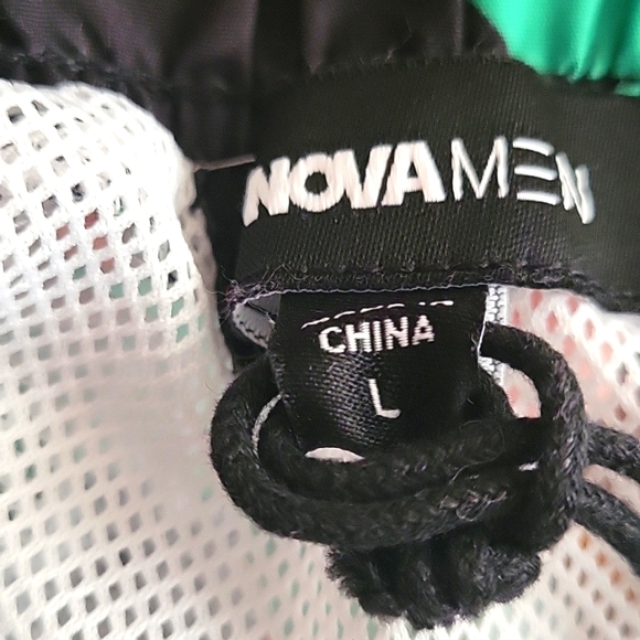 Men's Swim Trunks - Picture 4 of 5